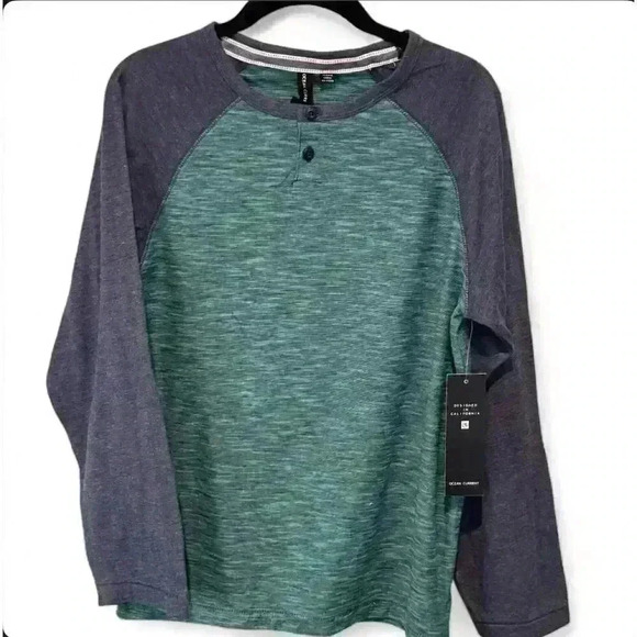 NWT-Ocean Current Boys YXL Green Raglan Henley Long Sleeve Tee - Picture 1 of 3